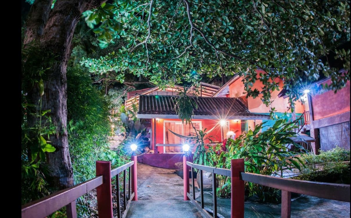 Fish House Hotel Koh Chang Exterior photo